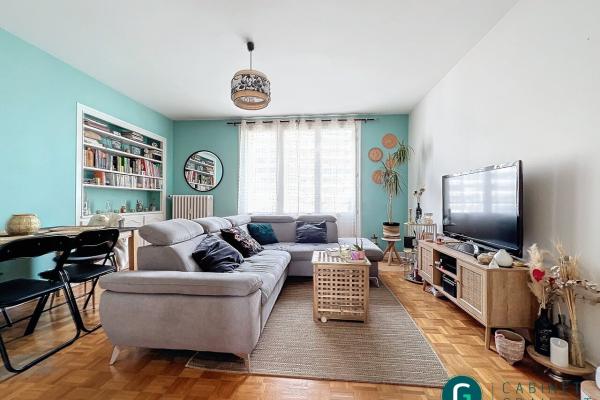 Louer appartement 3 pièce(s) 77 m² - Photo
