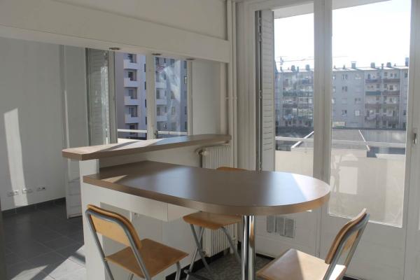 Louer appartement 3 pièce(s) - Photo Louer appartement 3 pièce(s) - Photo